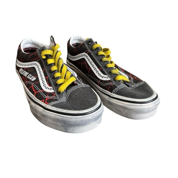 Vans X Stranger Things Hellfire Club Style 36 Shoes Mens Size 7 Ladies 8.5 - Picture 1 of 7